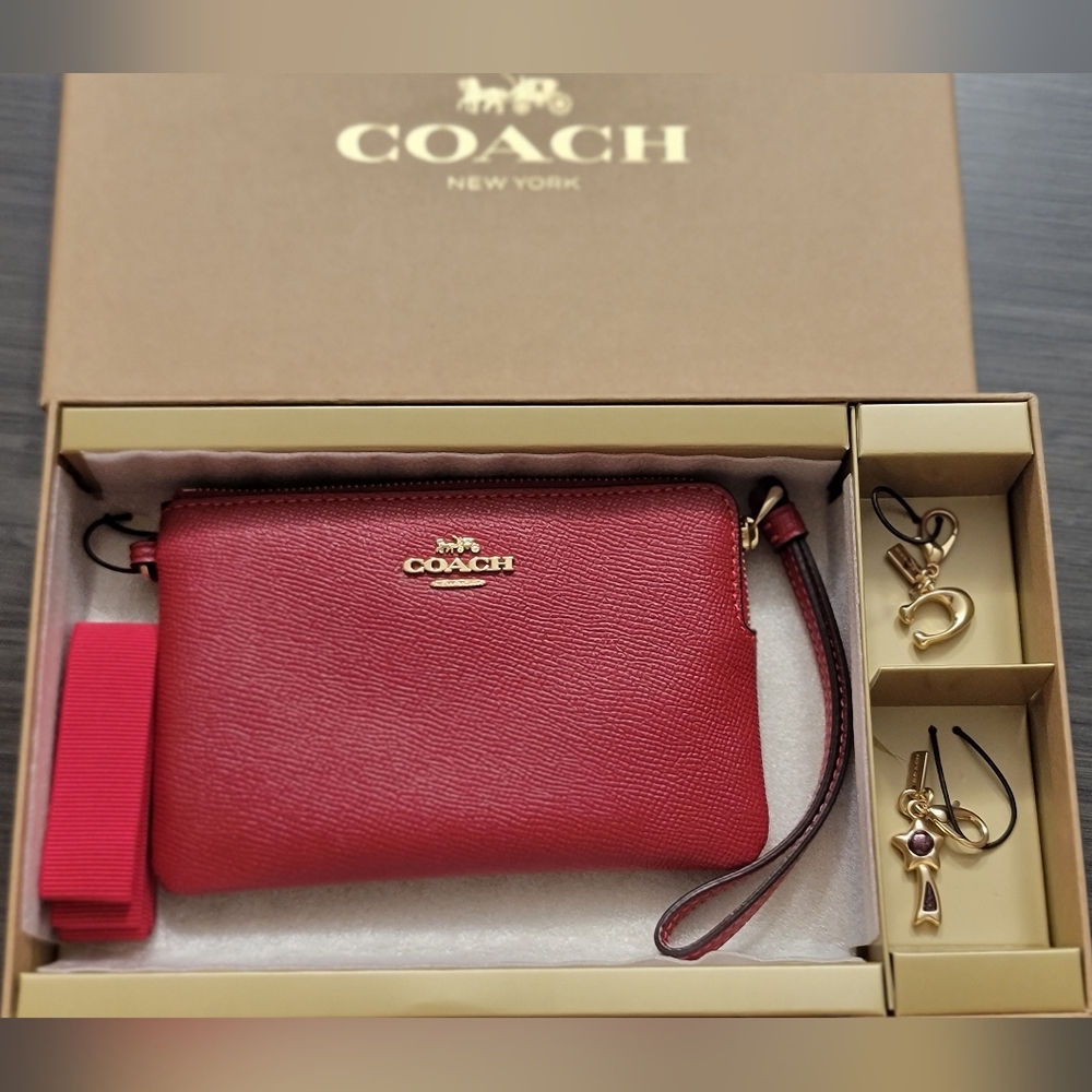 Coach gift set wristlet